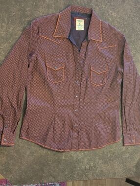Burgundy Western Snap Shirt with Contrast Stitching